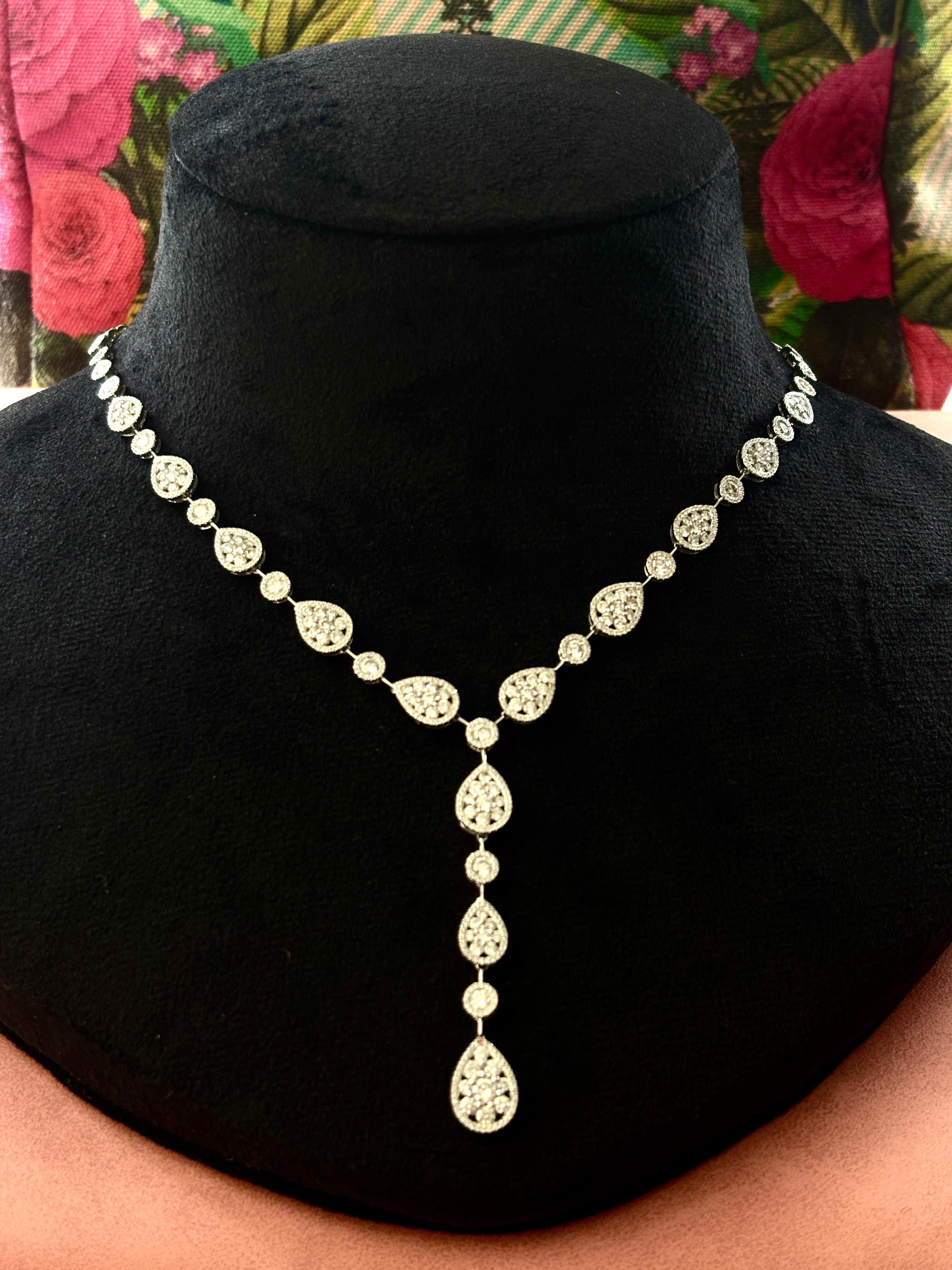 6.44 ct The Six-Carat Spectacle Natural Diamond Collar in Luminous White Gold